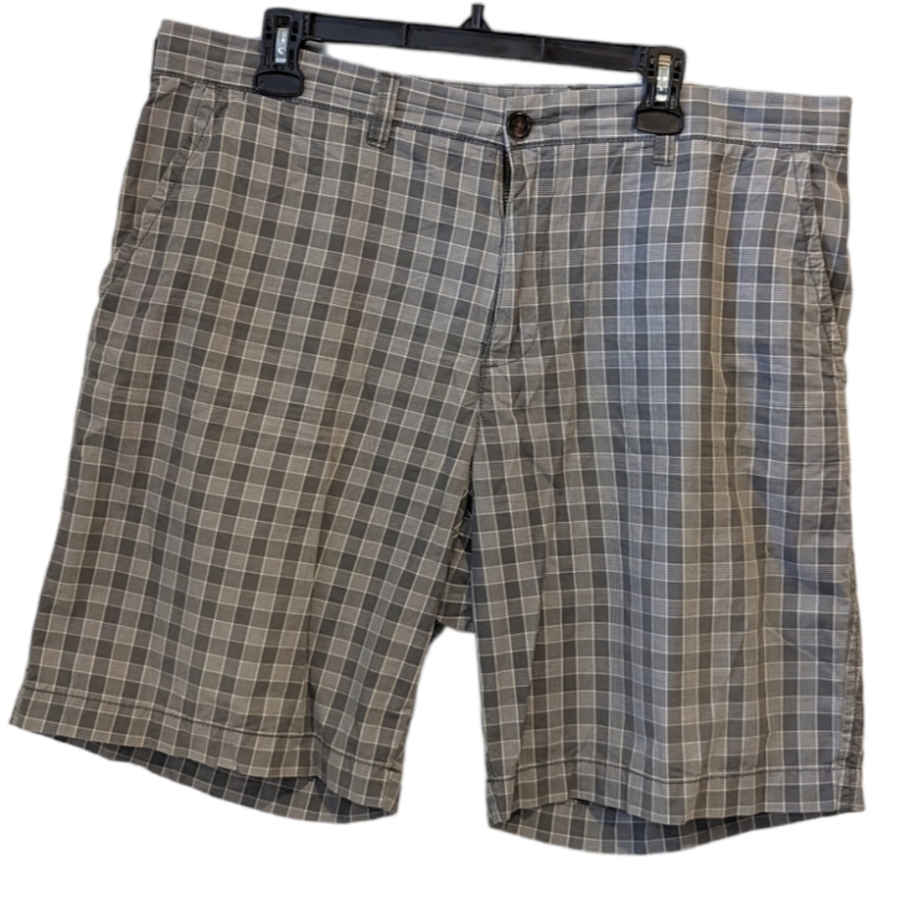,2/$20 Tommy Hilfiger grey plaid shorts size 38